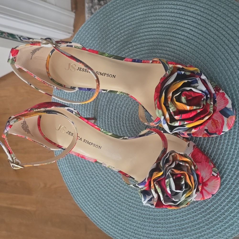 JESSICA SIMPSON BRAND WOMEN'S DRESSY FLORAL STRAPPY HIGH HEELS SHOES SIZE 6.5
